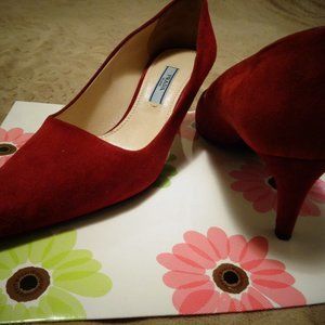 Prada shoes pumps. Wine suede leather. Italy